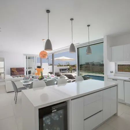 Alana Villa Protaras