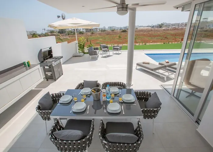 Alana Villa Protaras